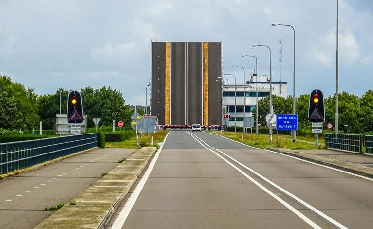 signal bridge start 559 552 0400